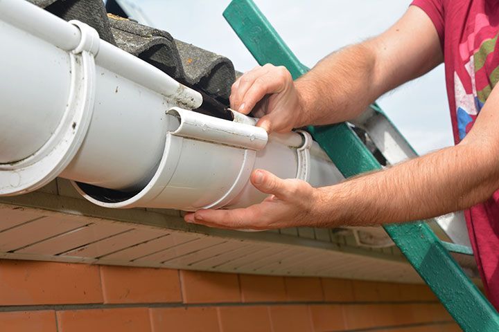 Gutter pipeline installation