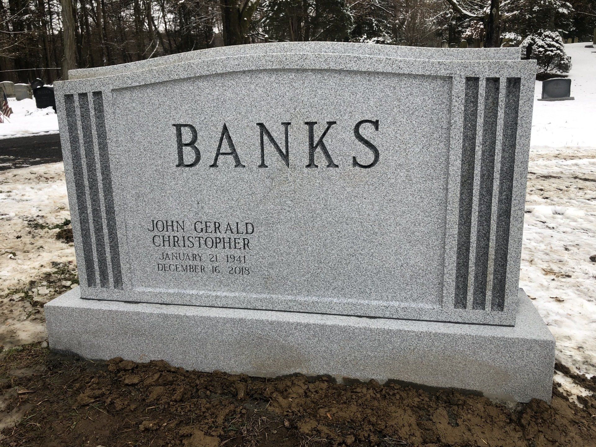 Banks Barre Grey Polished 2 BRP Sides Serp Top Fluted Panel Design Double Wide