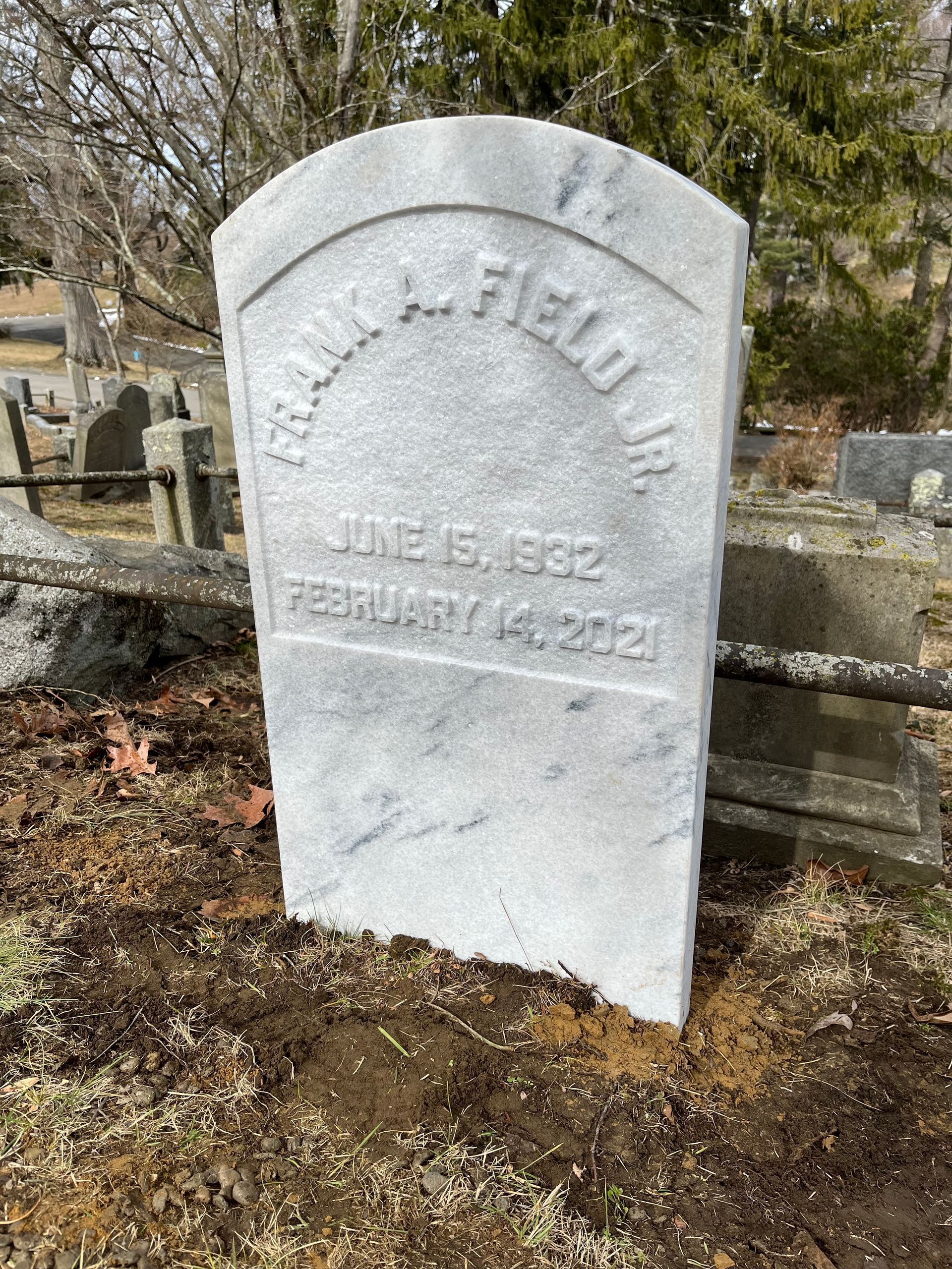 Field Danby Marble Oval Top Raised Lettering 