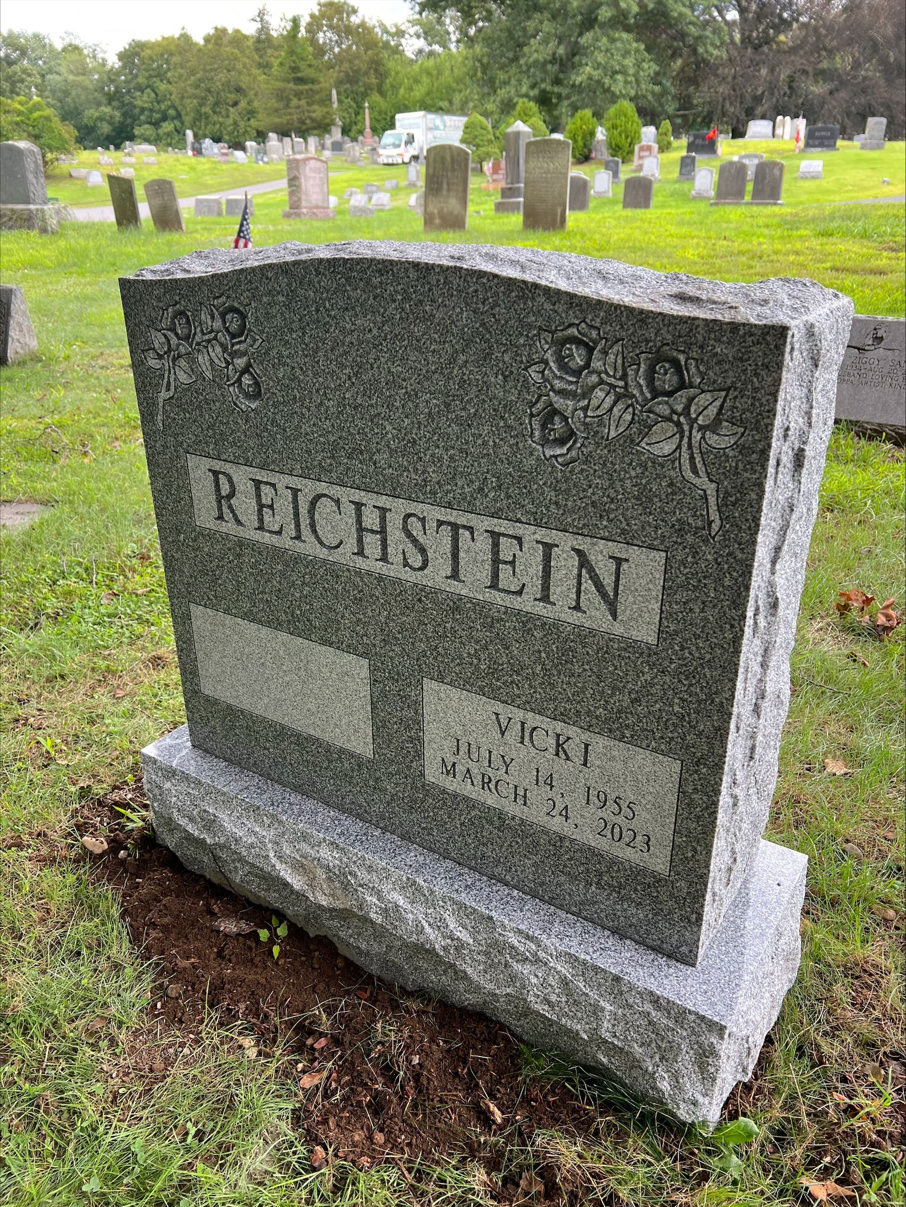 Reichstein Barre Grey Double Wide Upright Polished 2 BRP Sides Serp Top Deep Carved Roses