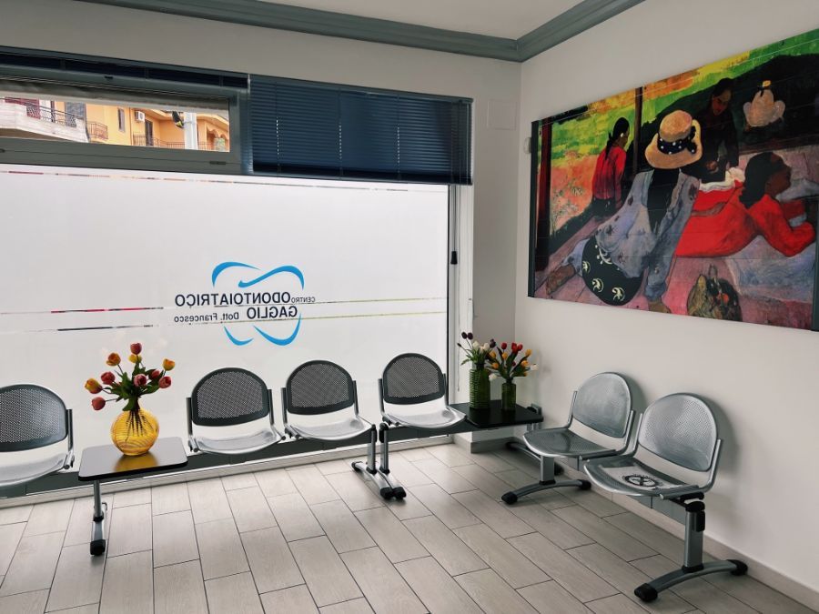 sala attesa studio odontoiatrico