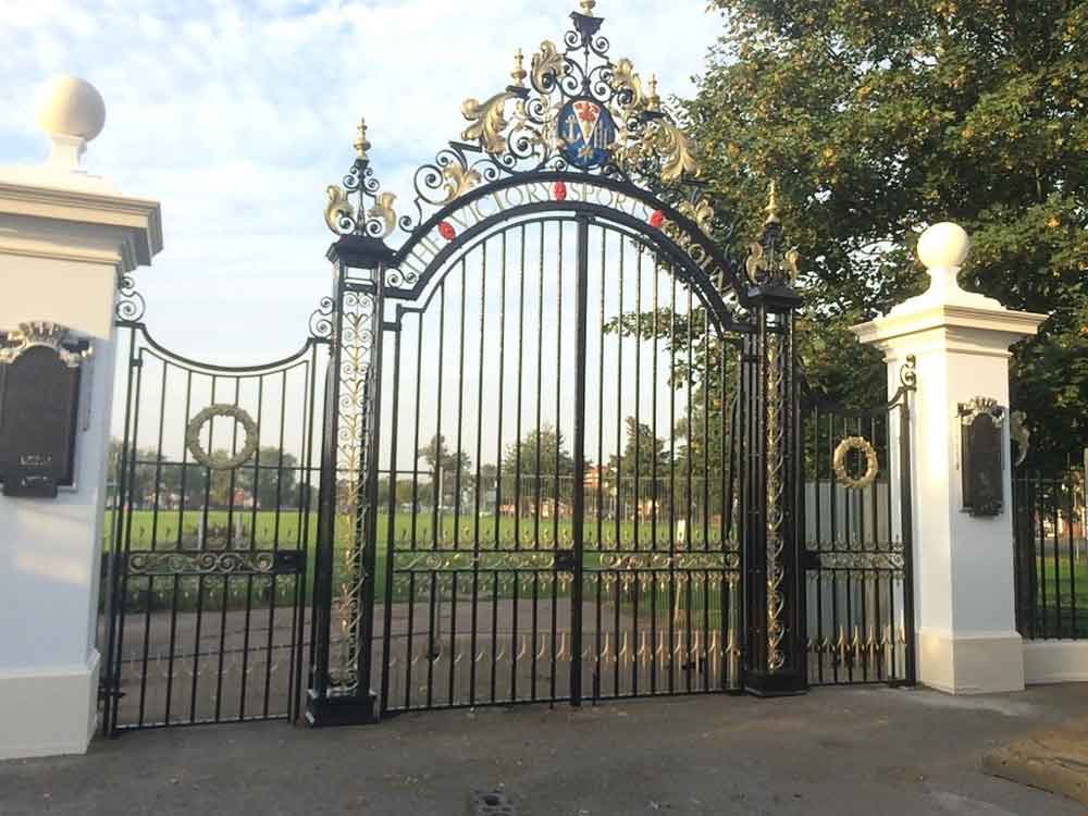 Painting and Decorating services