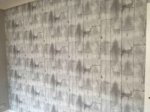 A wide range of wallpapering services