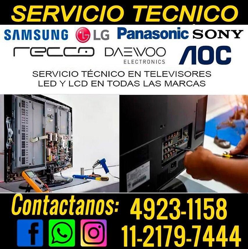 Anuncio de servicio de reparación de televisores; muestra logotipos de marcas, un técnico trabajando en el televisor con herramientas e información de contacto.