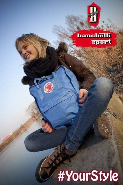 backpack woman Rome