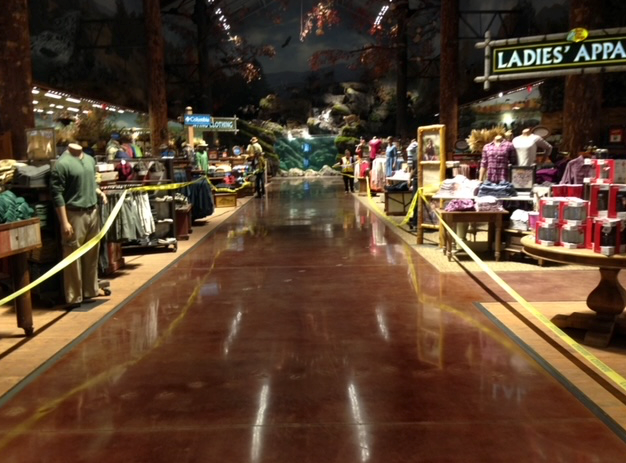 A store with a sign that says ladies apparel