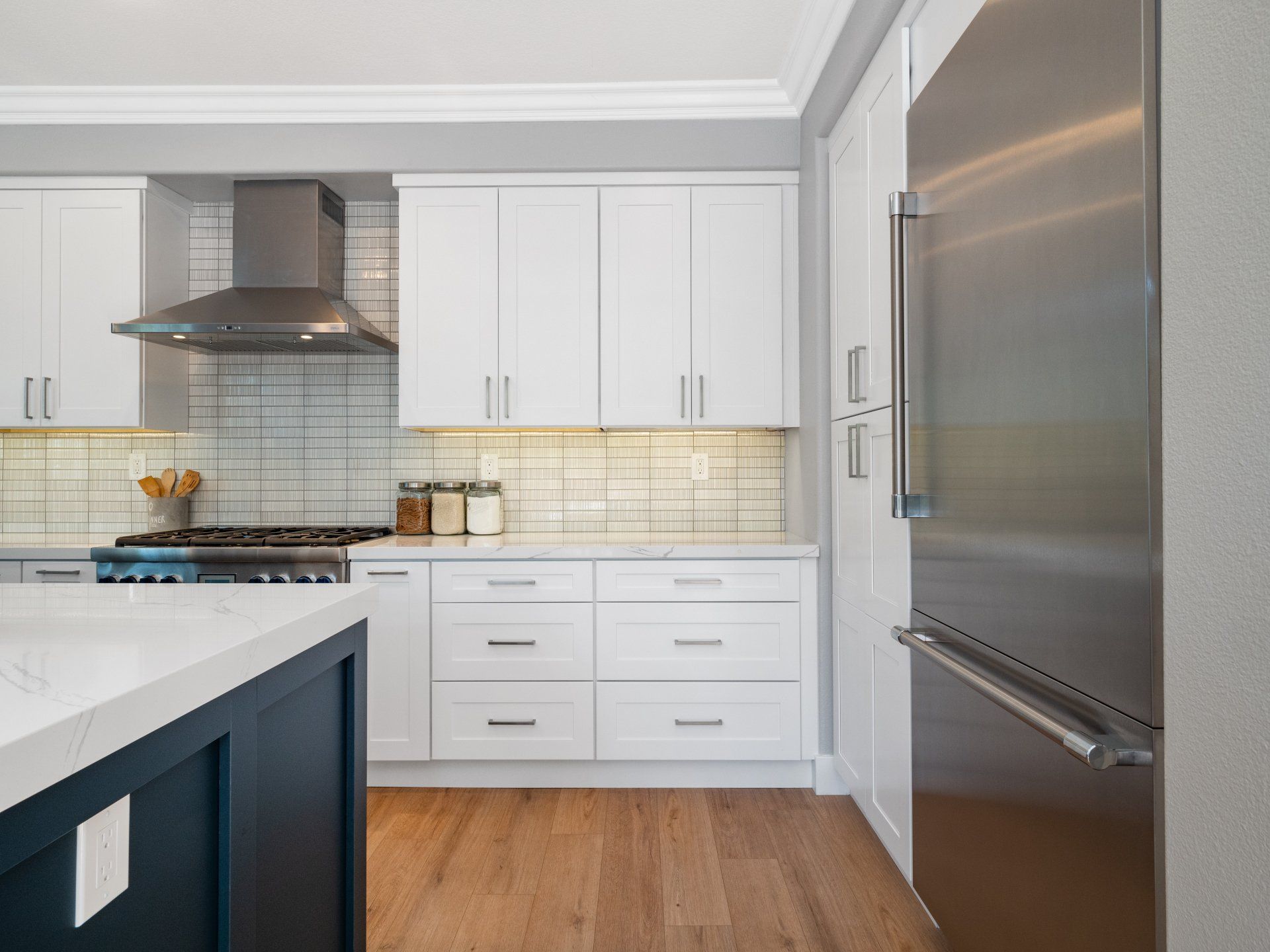 White Shaker Cabinets Installation in Mission Viejo, CA