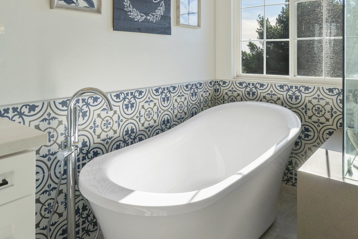 Bath tub replacement in Lake Forest, CA
