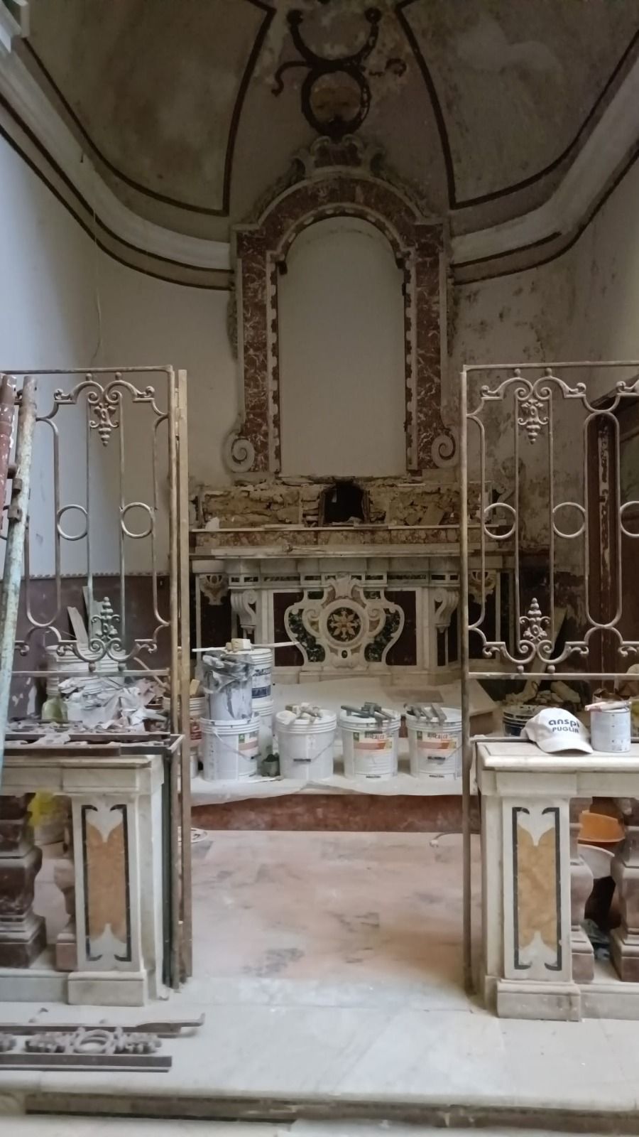 Restauro altare chiesa