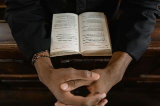hands