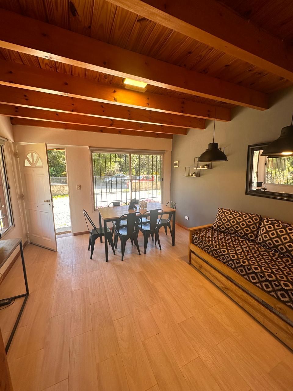 Cabañas en Km 5 – Hasta 6 personas