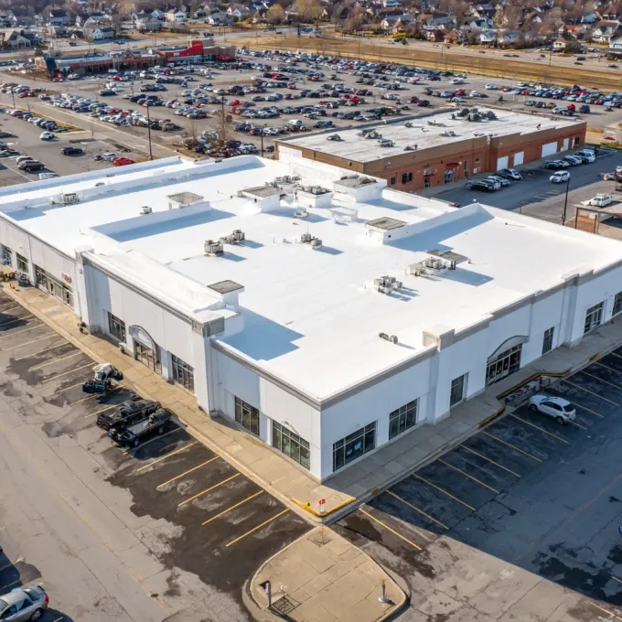 Professional Joliet IL roof installers offer new construction roofing, flashing wrap, asphalt roll roofing, and energy-efficient ventilation upgrades.