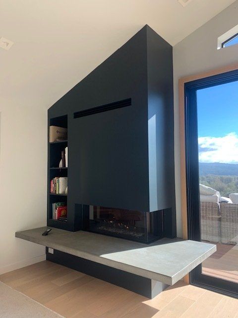 Minimalist Chimney - McKinleyville, CA - Northcoast Hearth & Stoves