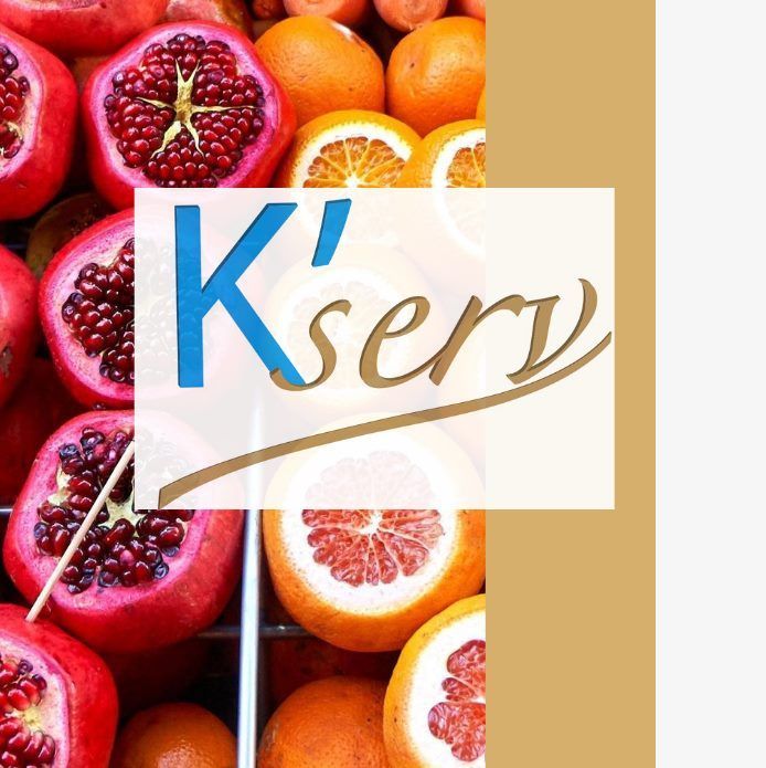 Un bouquet d'oranges et de pommes avec un logo K'sery