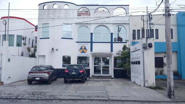 Consulta de neumología con el Dr. Manuel Díaz Toledo