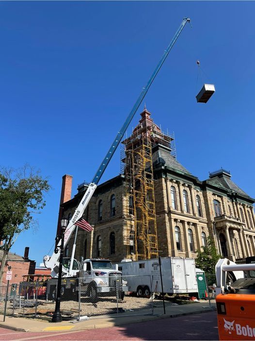 Construction | Millersburg, OH | Holmes Crane Service