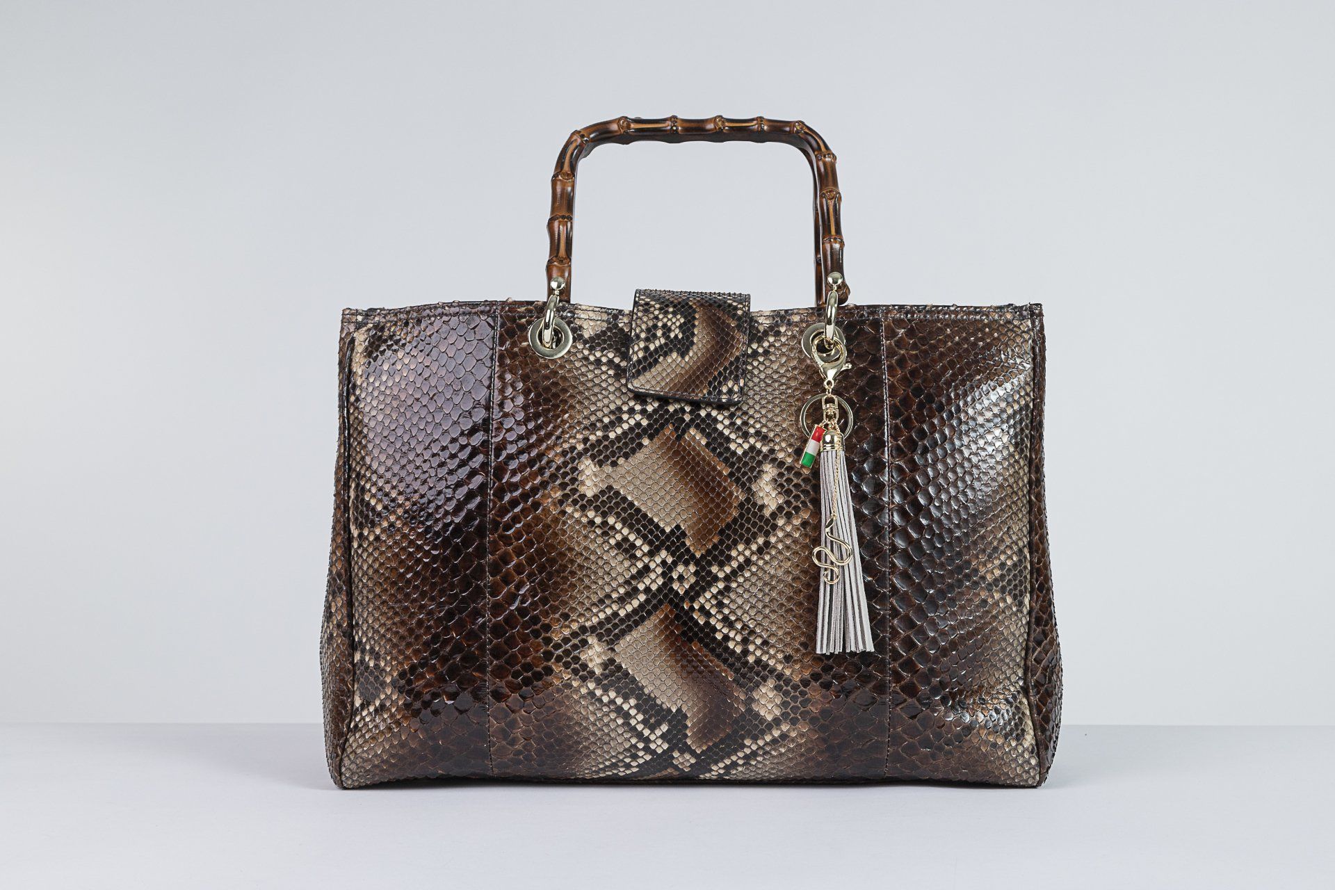 Shop Online Luxury Leather Handbags Handmade in Italy | Maison Toscana