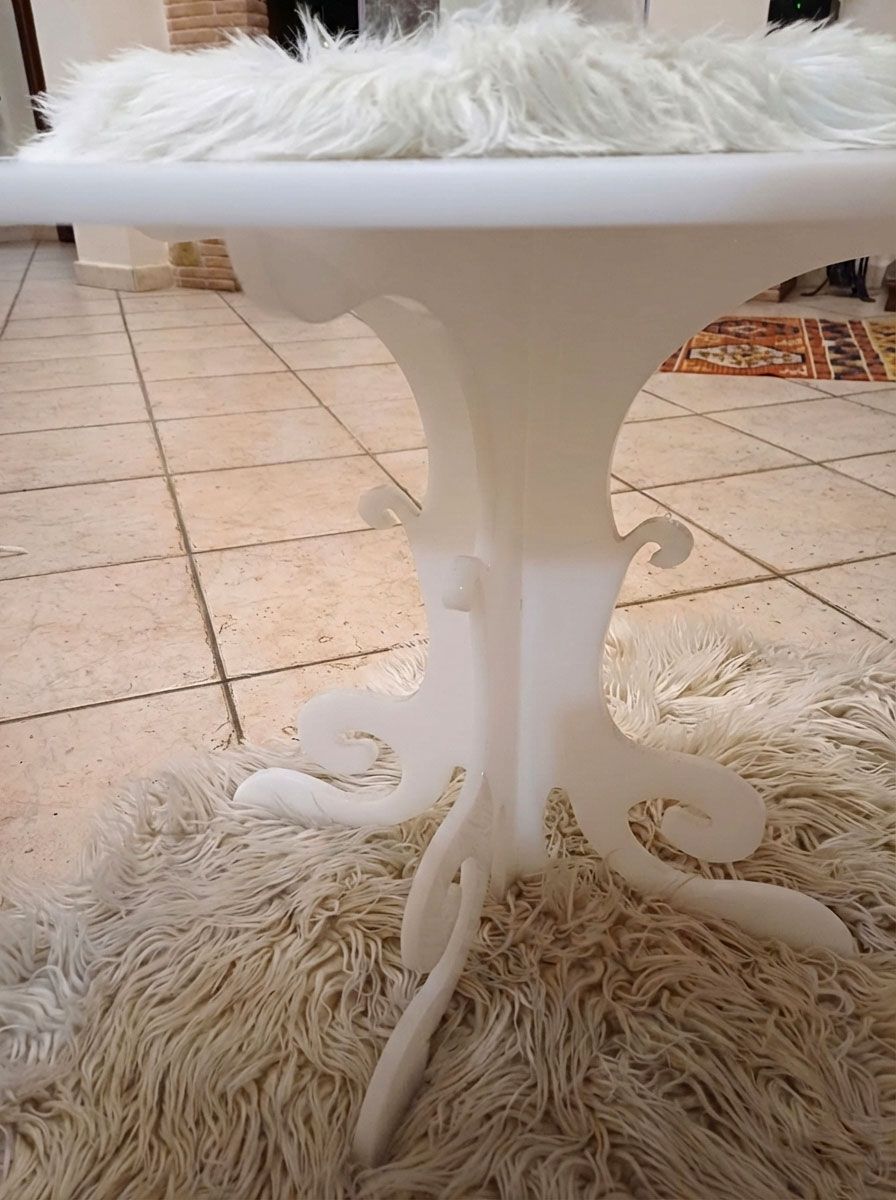 Tavolino da fumo in plexiglass