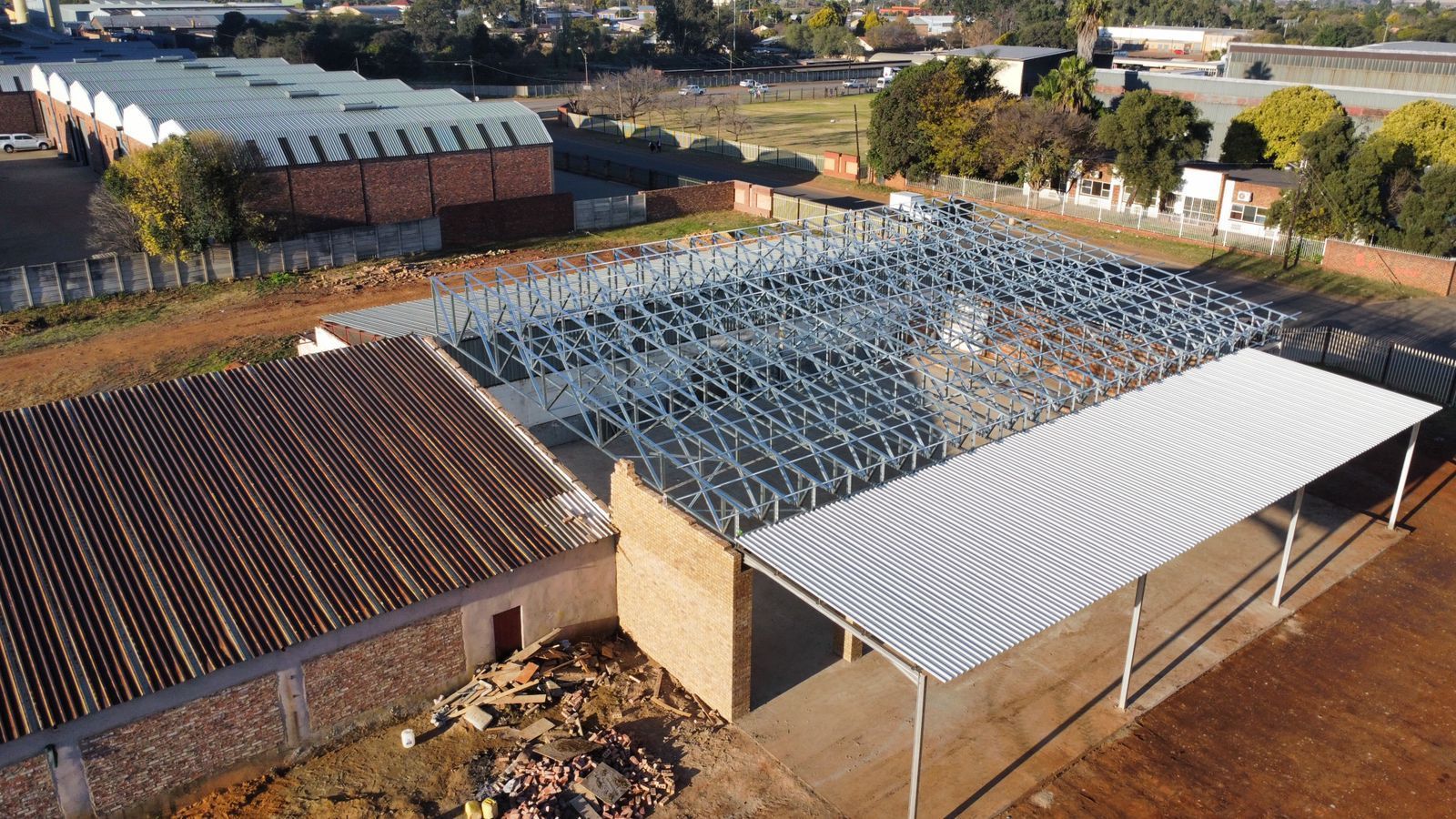 ROOF TRUSSING