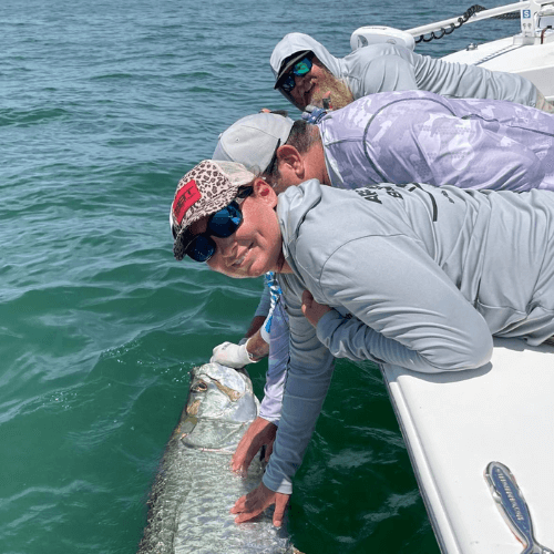 Discover the best tarpon fishing spots in Florida, when to go, what gear to use, and how to catch th