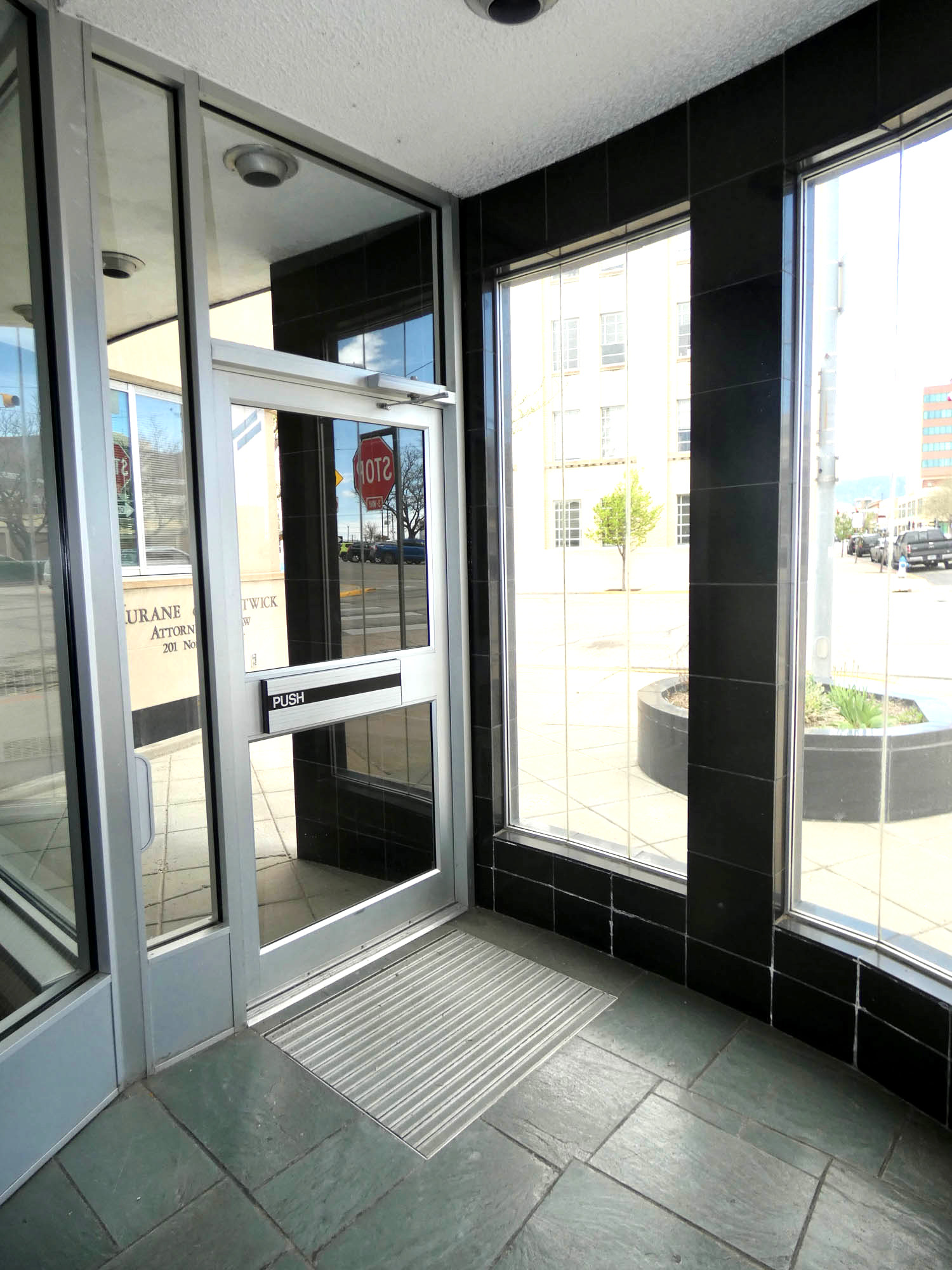 Interior | Superior Oil Building