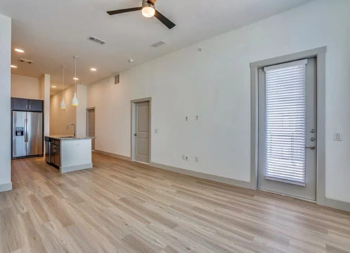 Living room at Valor at the Realm in Lewisville, TX.