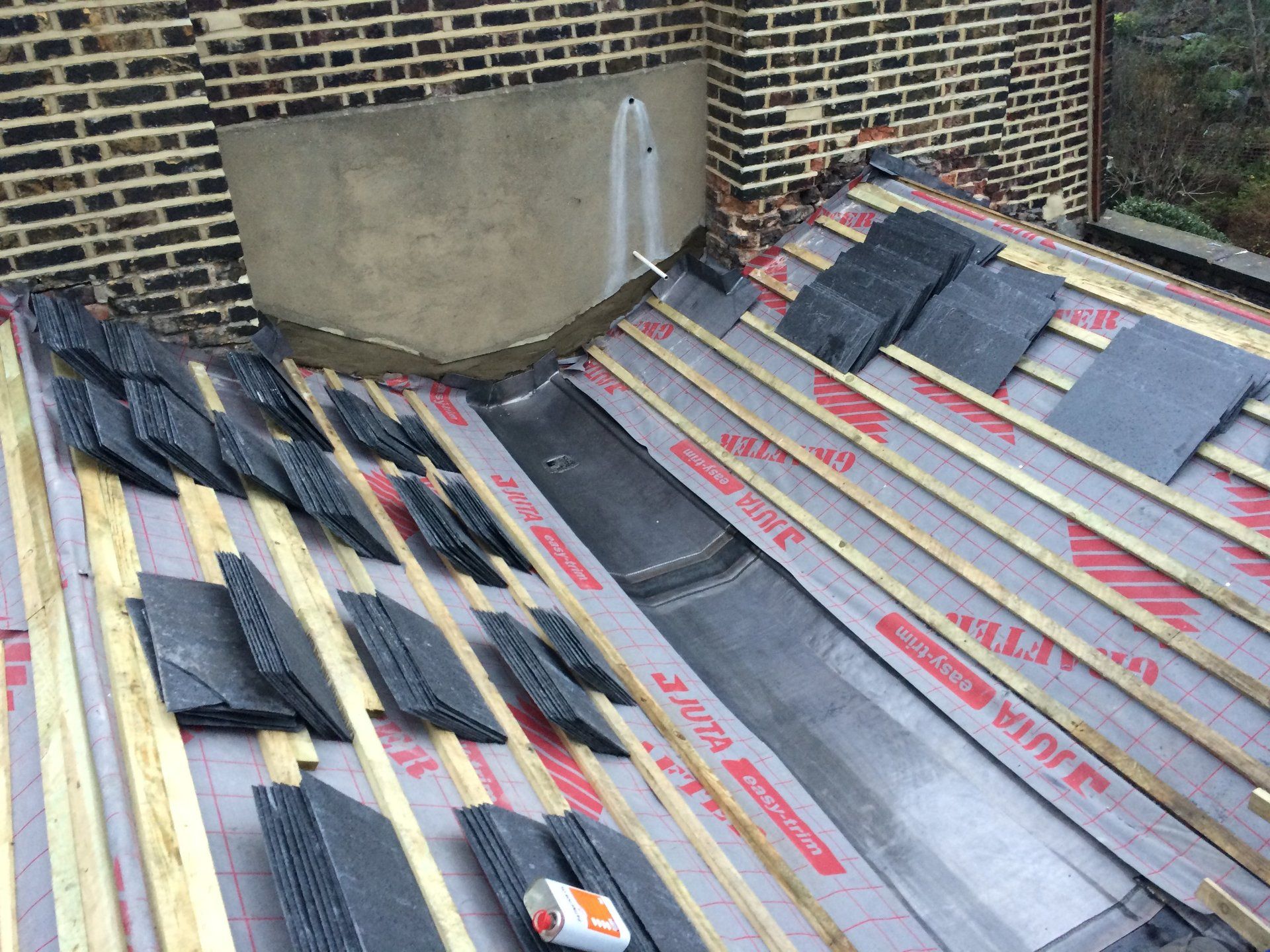 New roof replacement and Brick pointing  London 