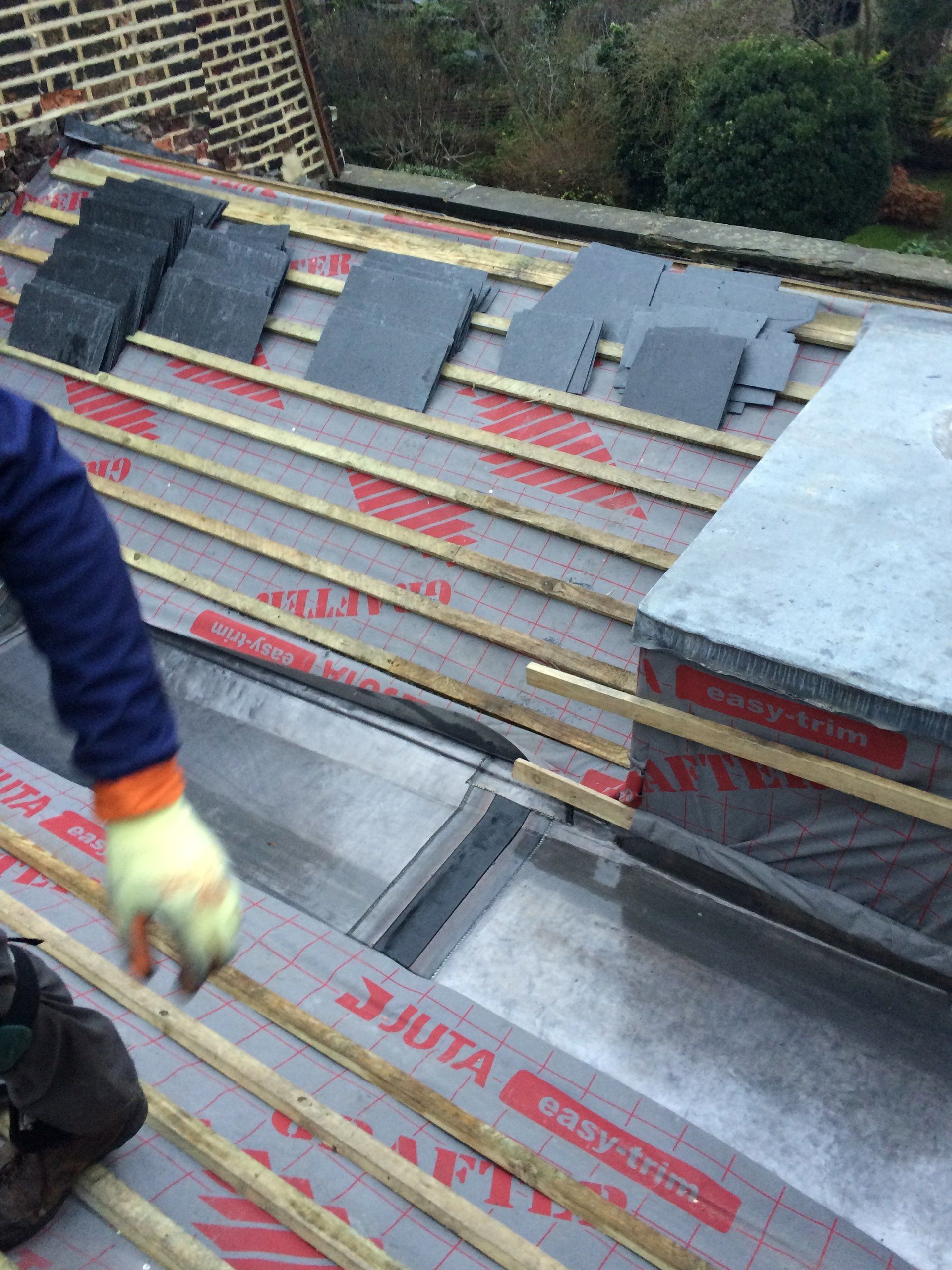 New roof replacement and Brick pointing  London 