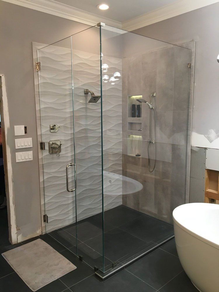 Elegant Shower Stall — Burlington, NC — Alamance Glass Inc.