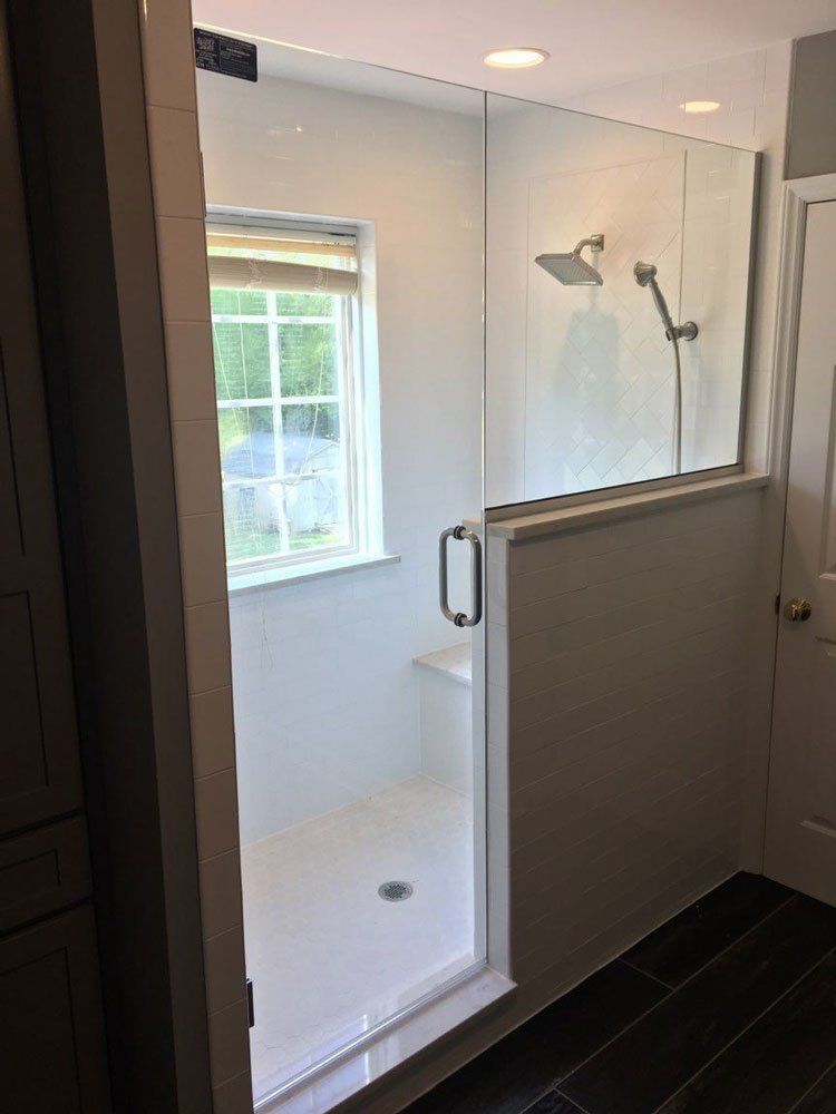 Side View of Clean Shower Area — Burlington, NC — Alamance Glass Inc.