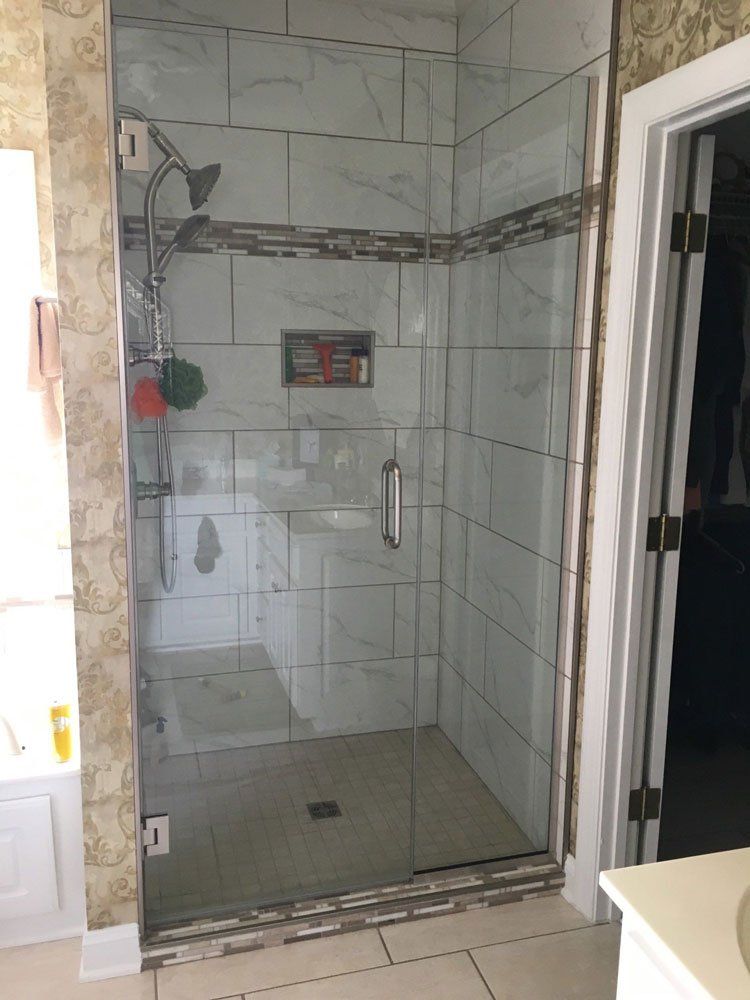 Clean Shower Area — Burlington, NC — Alamance Glass Inc.
