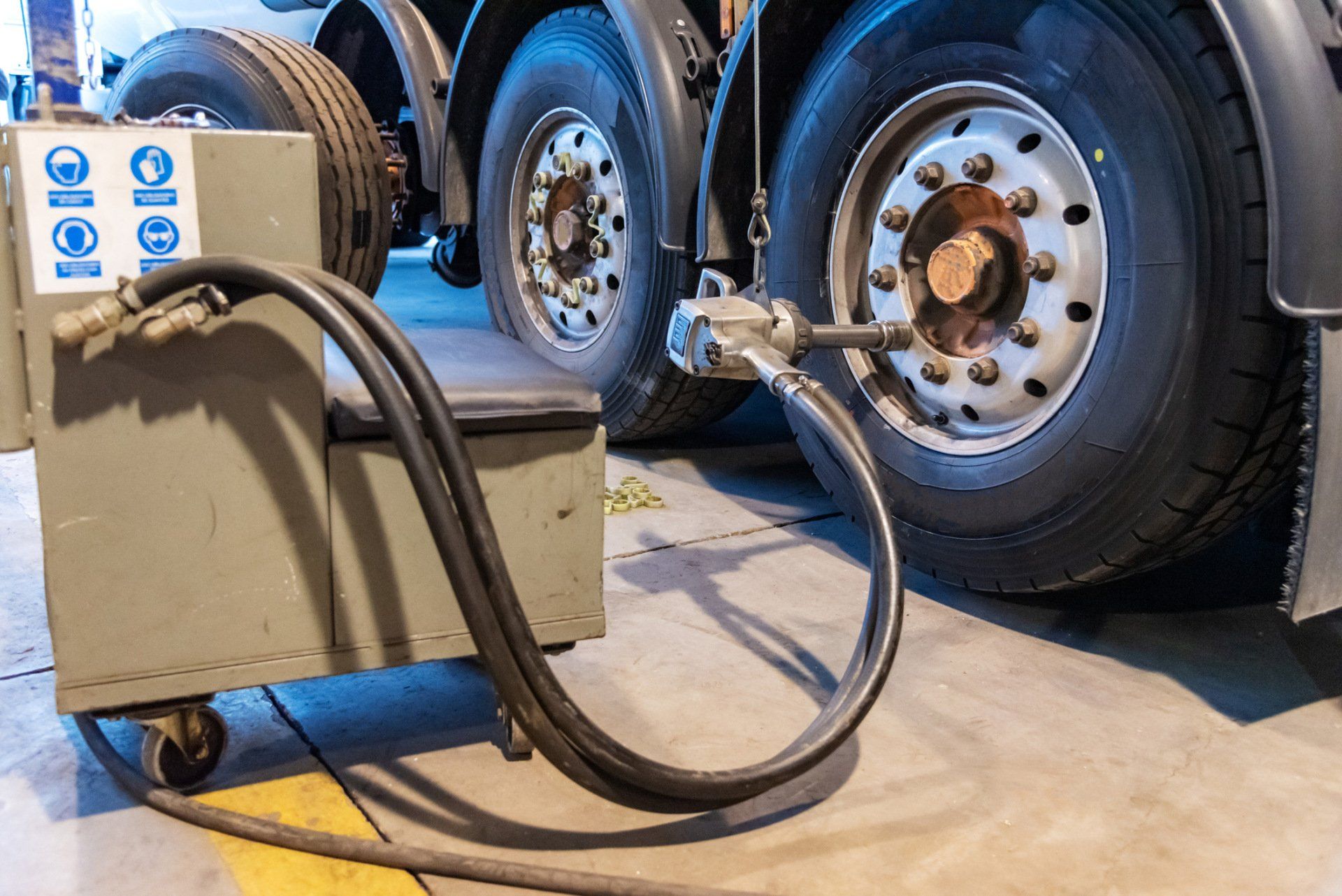 Truck Tire Repair Shop — Lincoln, NE — Long Shot Repair, LLC