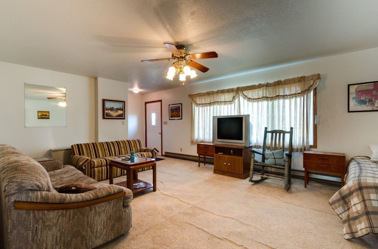 lodging near Devils Lake North Dakota