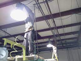 Commercial Lighting | Shop Lighting | Shop Lights | Indoor Garage Lighting |  Best Lighting for Garage Workshop | Best LED Shop Lights | Exterior Commercial Lighting | Commercial Lighting Repairs