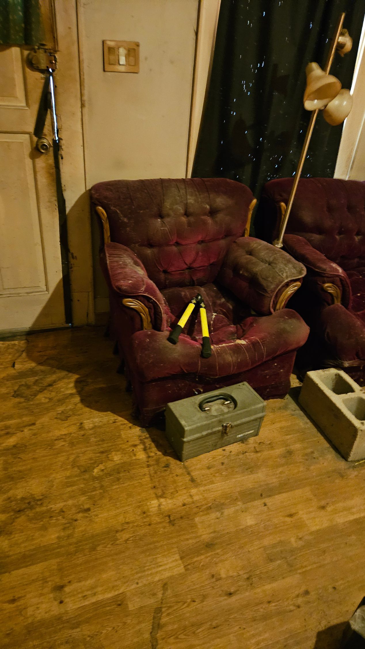 Detailed view of furniture and items requiring removal in Waco property