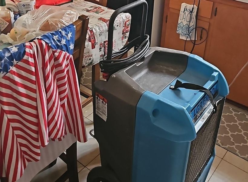 kitchen water damage mitigation