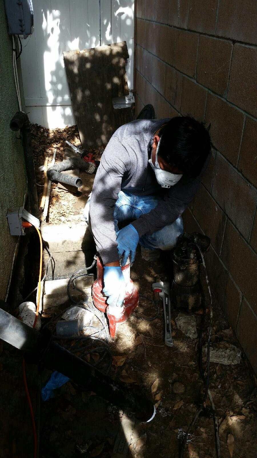 emergency plumbing services in Encino CA