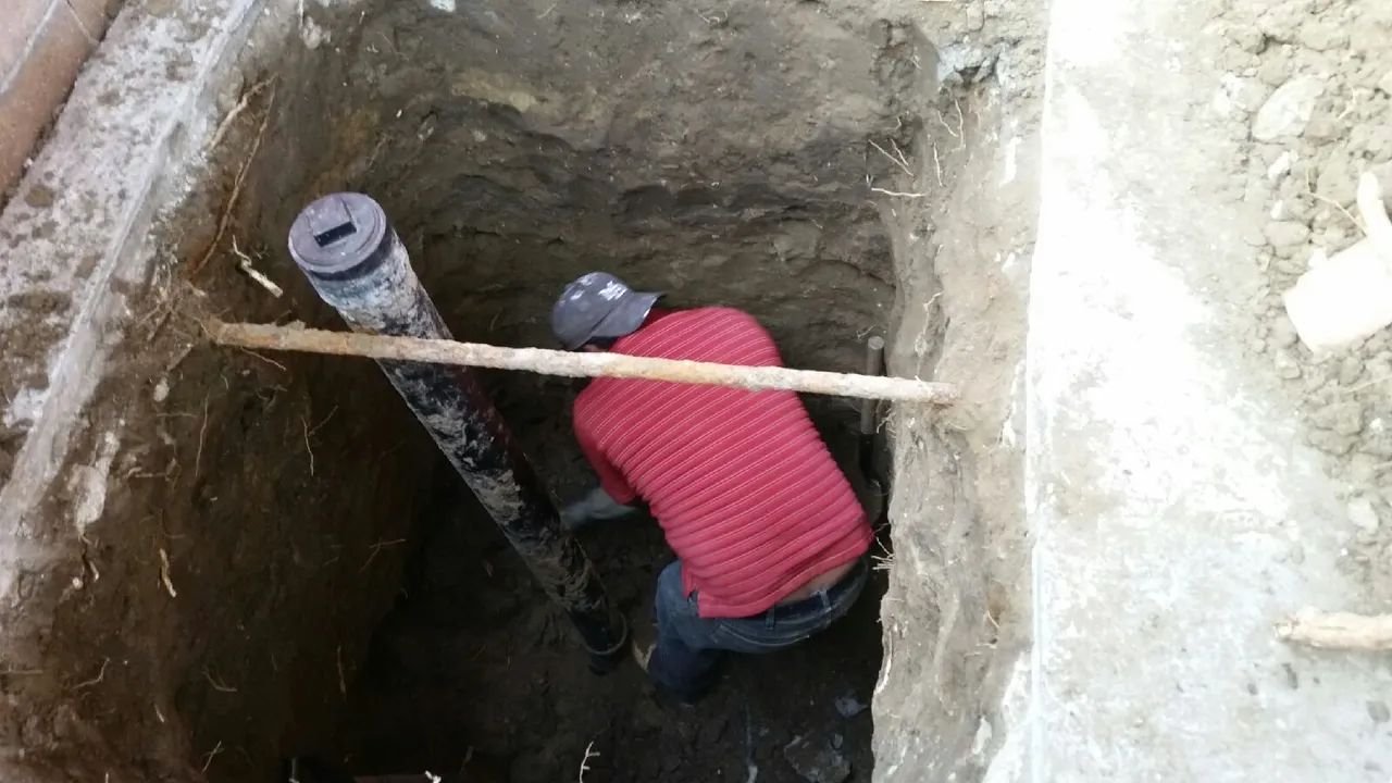 emergency plumbing services in Encino CA