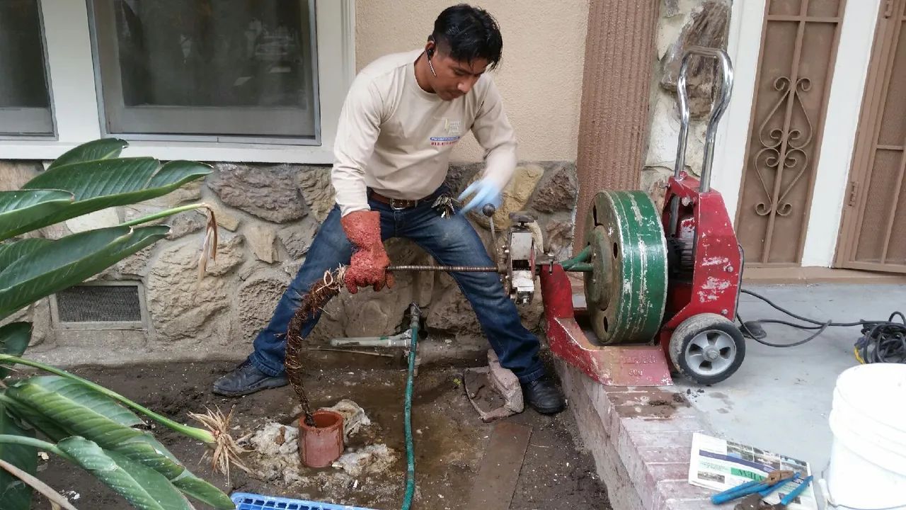 emergency plumbing services in Encino CA