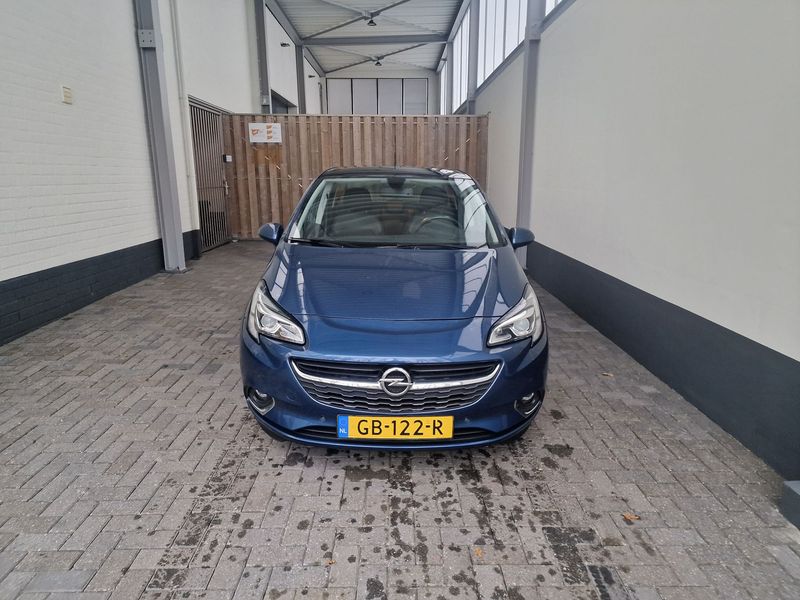 Opel Corsa achterzijde