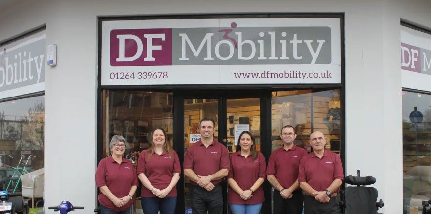 DF Mobility Store employees