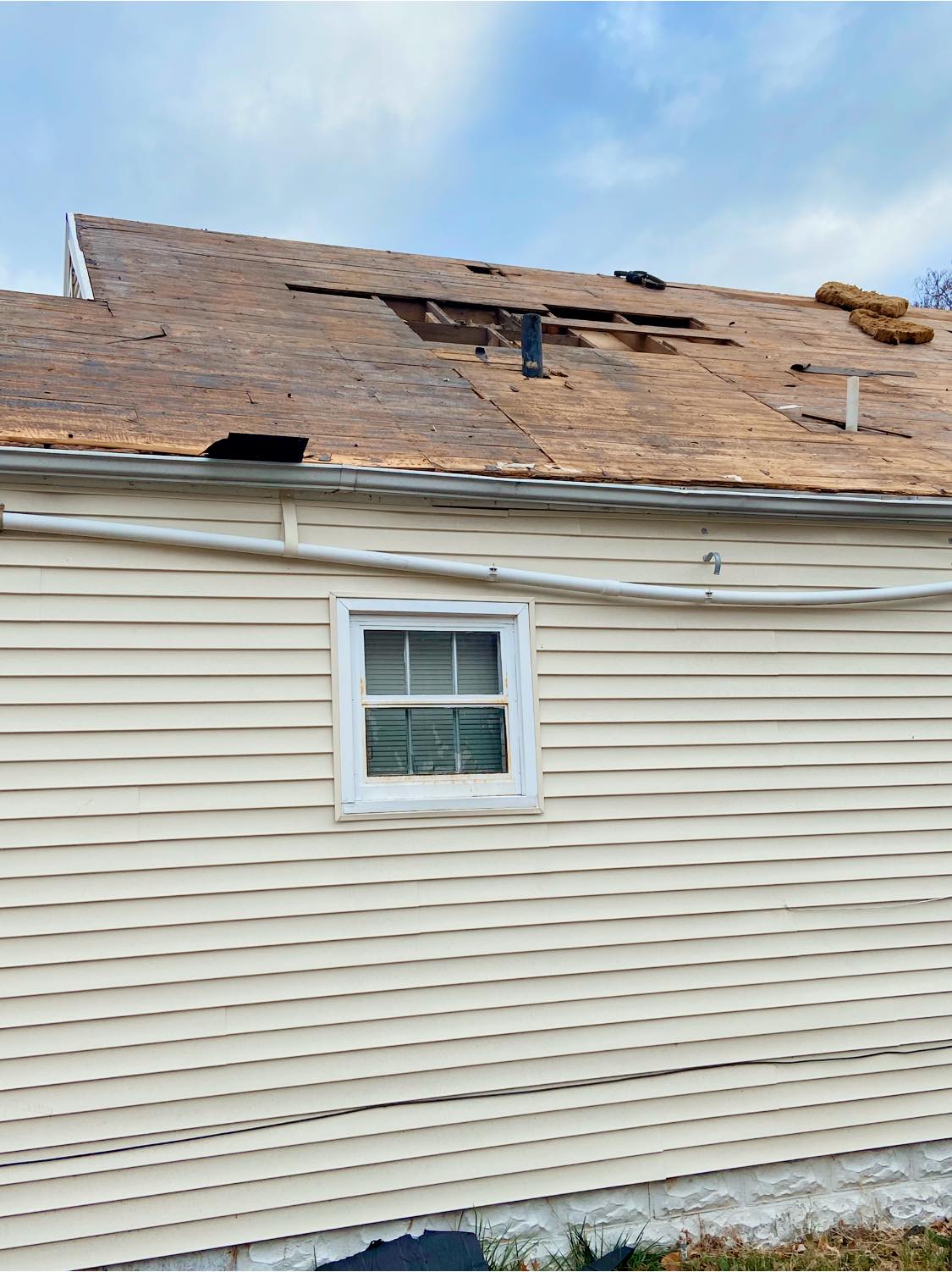 repairing water damaged roof
