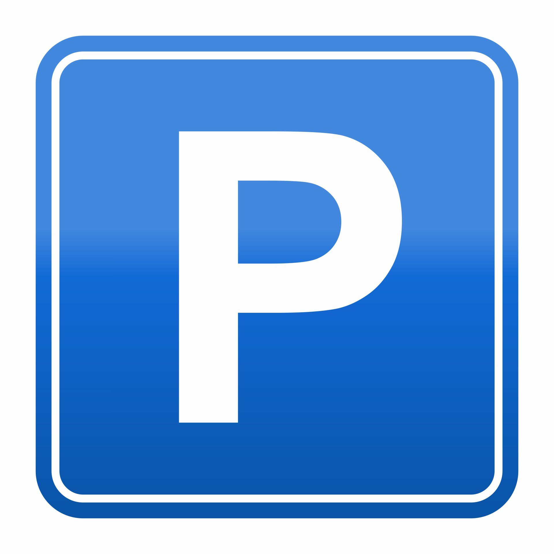 Ein blaues quadratisches Schild mit einem weißen Buchstaben „P“ in der Mitte, das einen Parkplatz kennzeichnet.