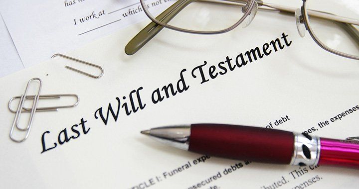 pen lying on last will and testament