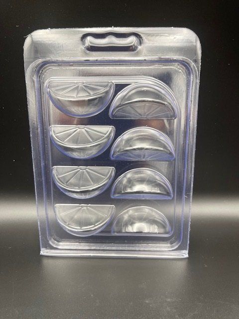A clear plastic container with slices of lemon in it.