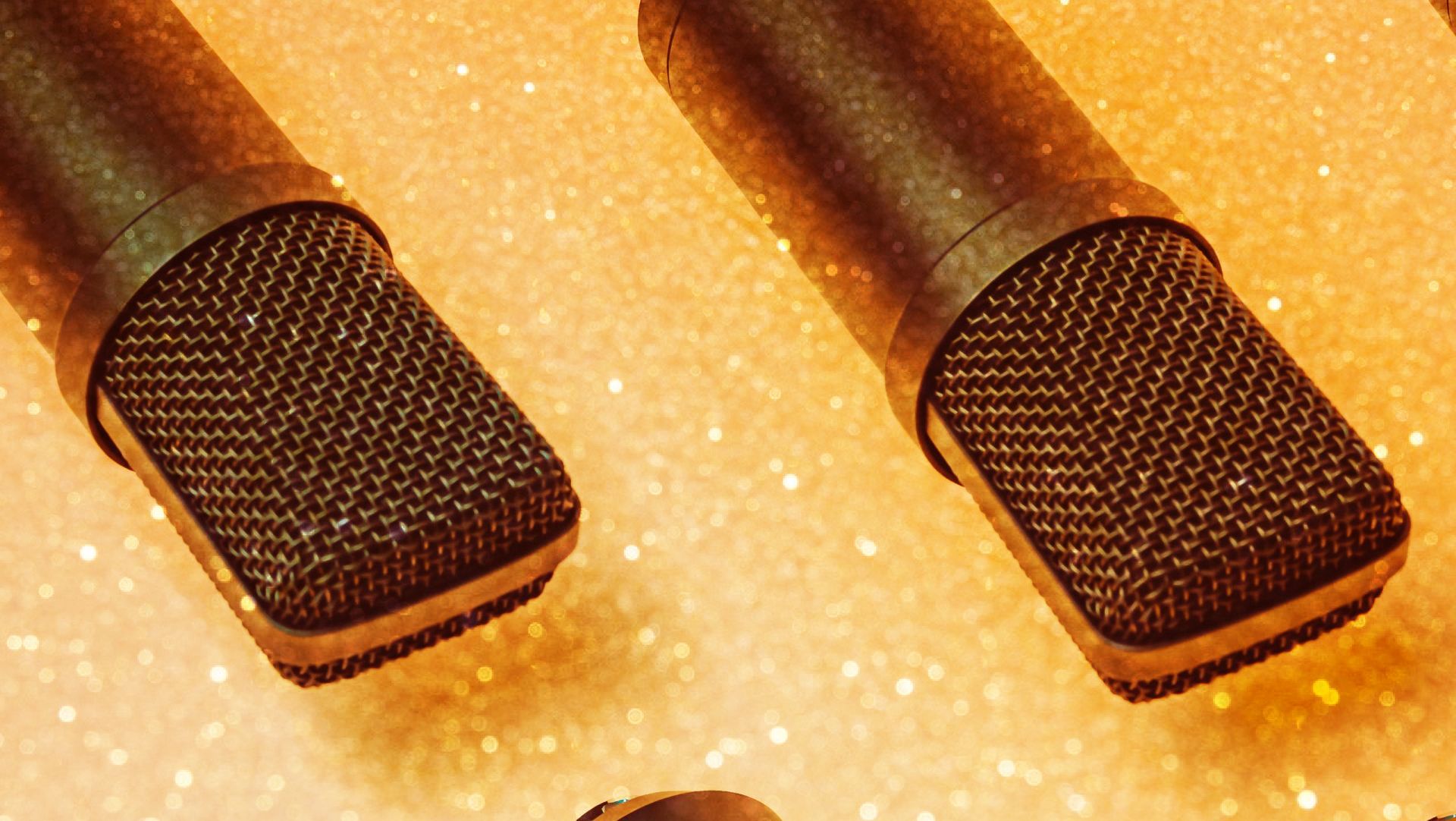 Selecting the Right Microphone for Recording and Interviews: A Guide to Enhanced Audio Quality