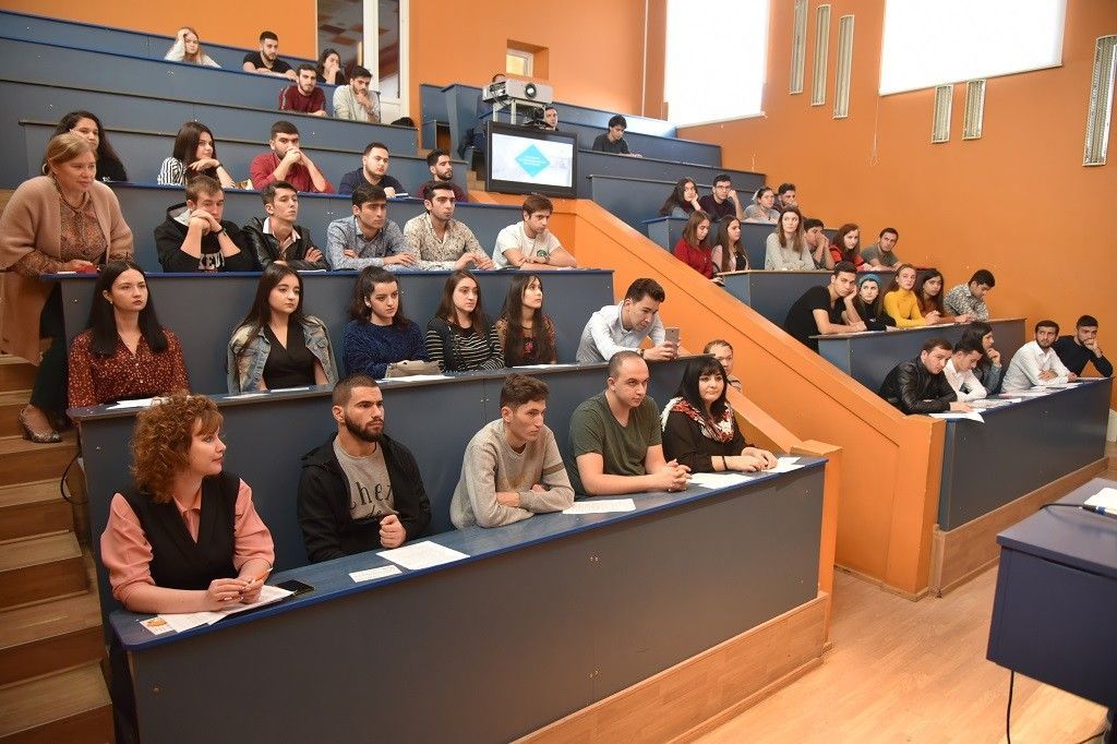 Universidad Estatal de Astracán ASU