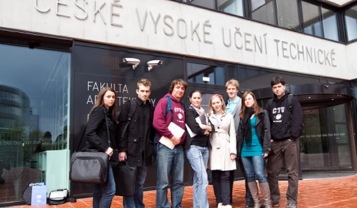 Estudiantes de la Universidad Técnica Checa de Praga