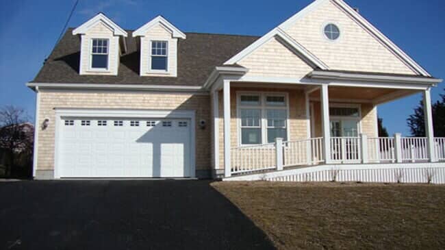 Rest House Garage Door - Garage Door in Hyannis, MA