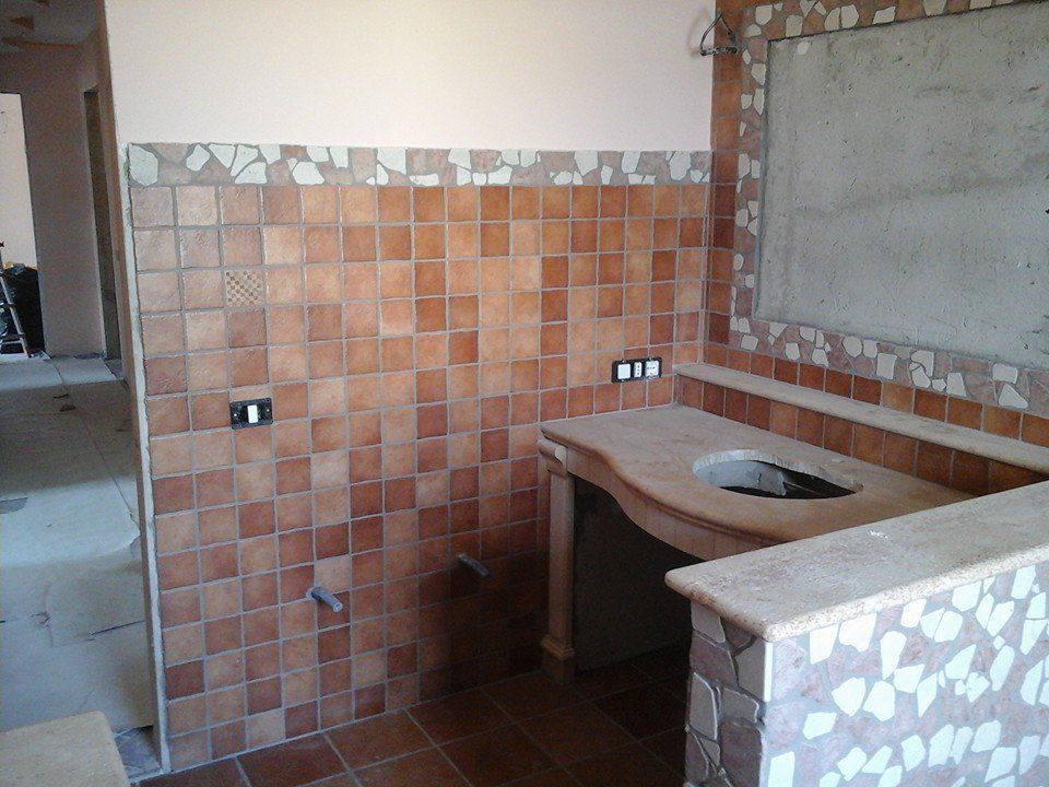 parete bagno in ceramica